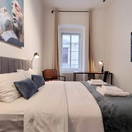 Milano Urban Flat Apartment Trieste